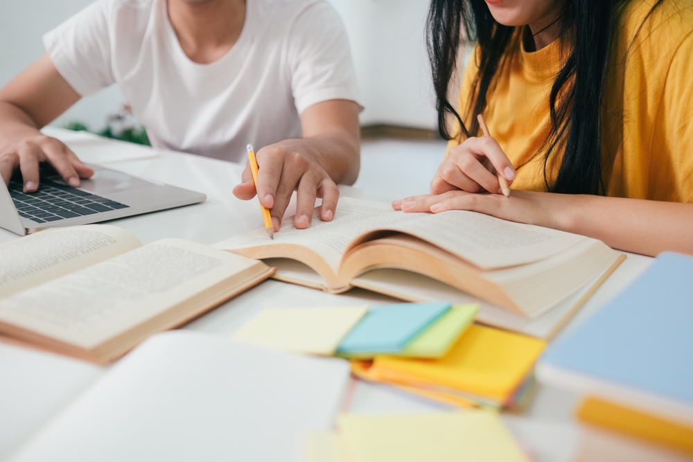 Image of PSLE Singapore tutors for english
