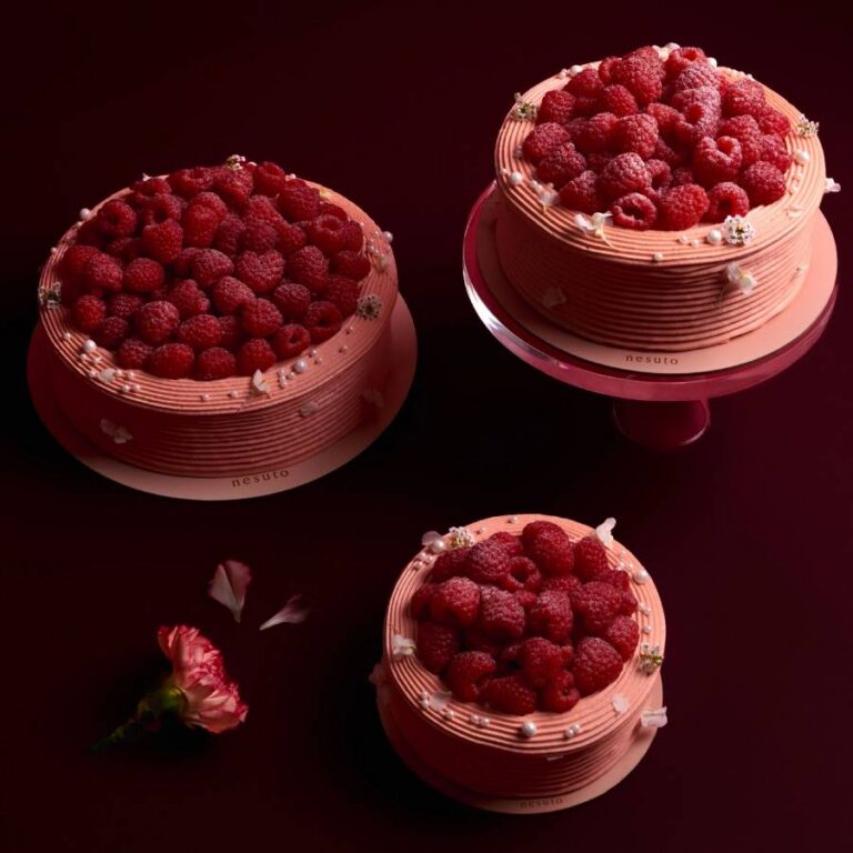 Nesuto raspberry peach Mother’s Day gâteau Singapore
