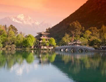 Black Dragon Pool Park Yunnan Lightfoot Travel