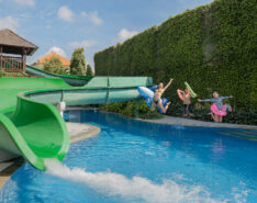 Slide Prime Plaza Suites Sanur