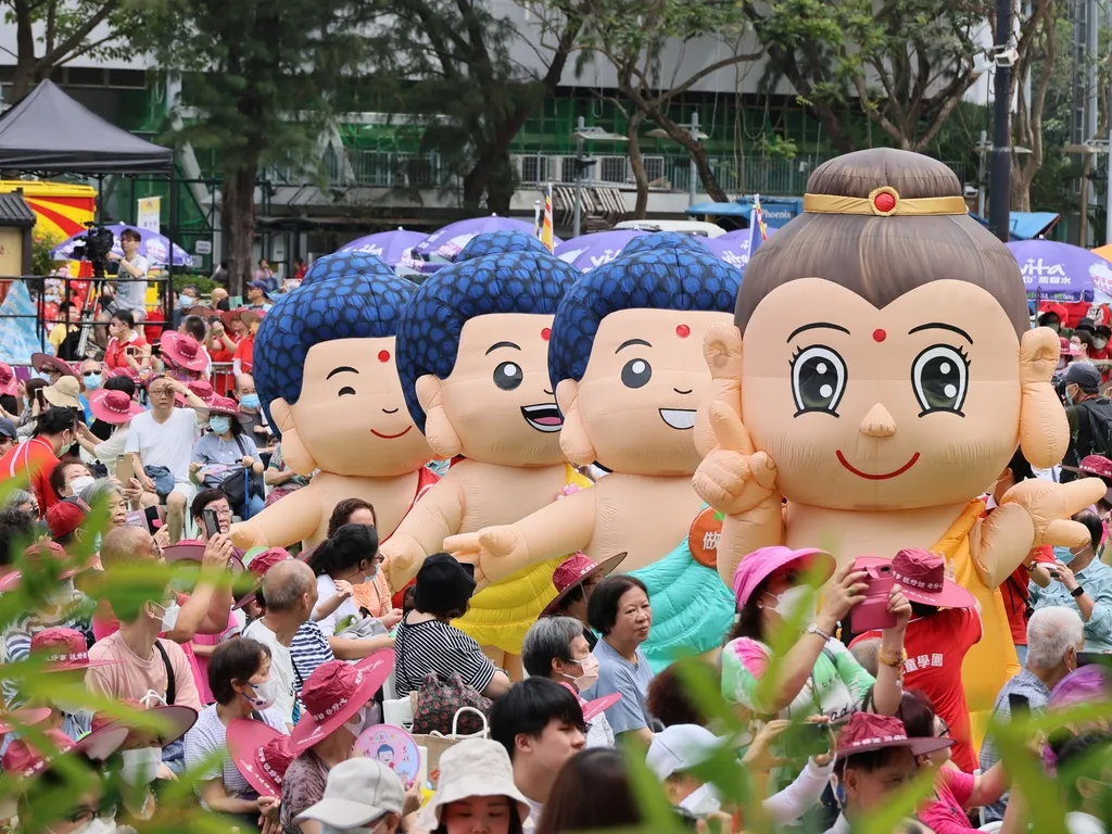 buddha's birthday carnival at victoria park hong kong 2026