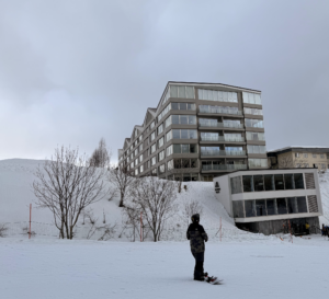 Little Steps Reviews: Family-Friendly Ski-In Ski-Out Stays at The Maples Niseko in Japan