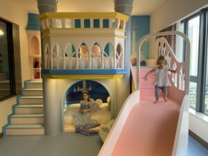 Little Steps Reviews: The Royal Garden Kowloon East