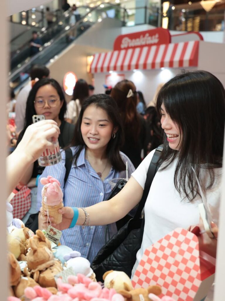 Image of flea market at Tanglin Mall - family-friendly events in August