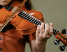 Image of violin teachers in Singapore