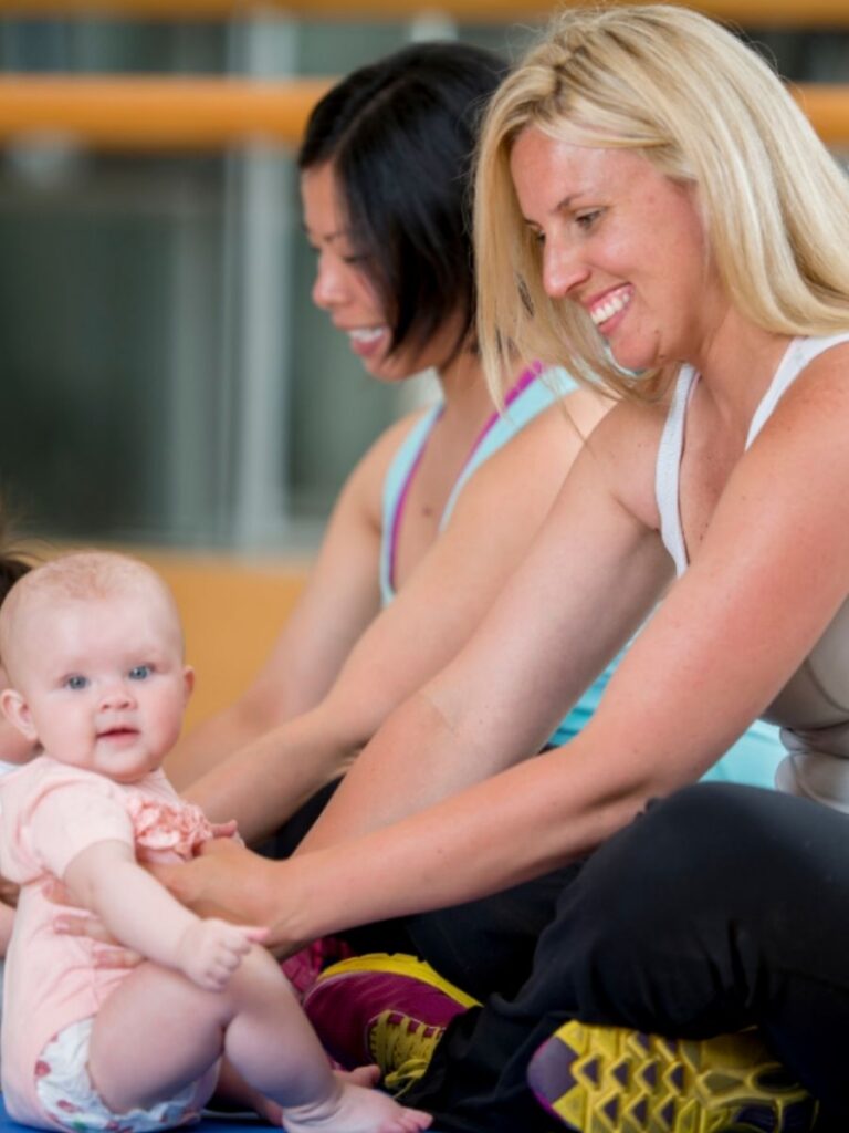 Image of mom and baby in baby class - enrichment class singapore
