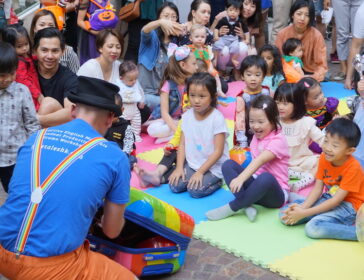 Clowns Dove Tales Hong Kong