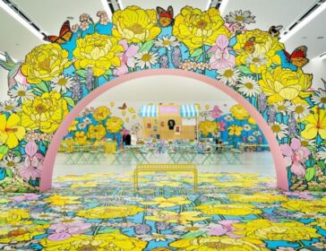 Image of welcoming arch at Bloomyard Singapore