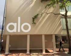alo yoga second store in causeway bay lee garden