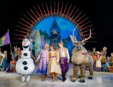 disney on ice show kai tak arena. ice skating show for toddlers and children